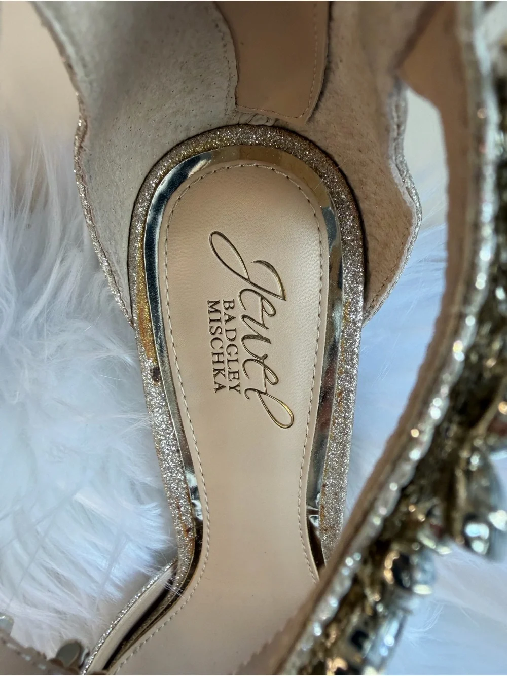 Jewel Badgley Mischka Raleigh Pointed Kitten D’Orsay Lt. Gold Ankle-Strap 8.5